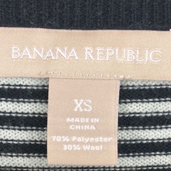 BANANA REPUBLIC Crew Sweater Black and White Striped with Sequins Women's XS - Picture 5 of 5